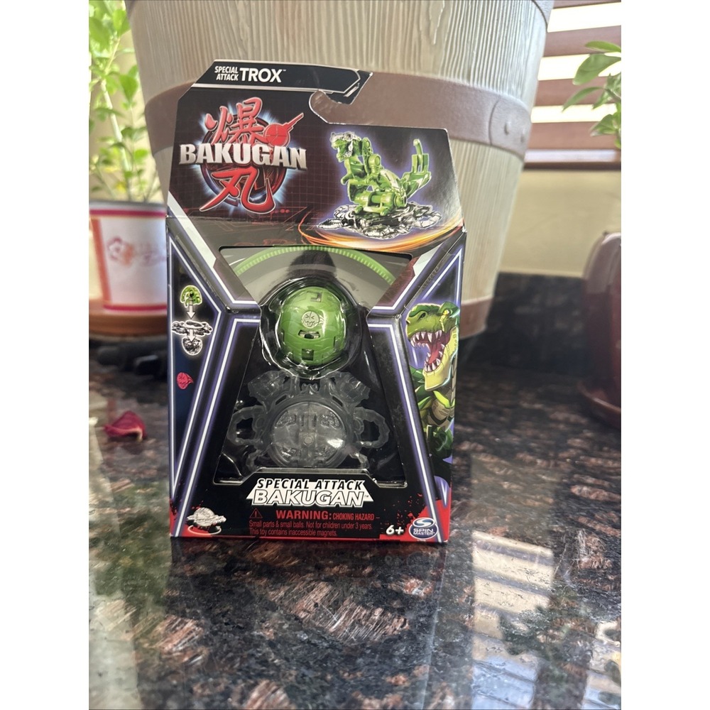 Bakugan Special Attack Trox Green Action Figure Spin Master New In Box 20141561